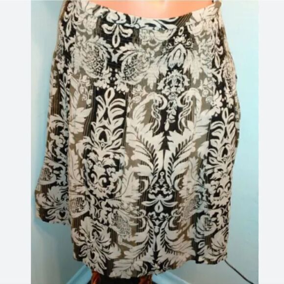 Ann taylor loft size 8 p skirt size 8 petites skirt side zipper smocked slip - Picture 2 of 6